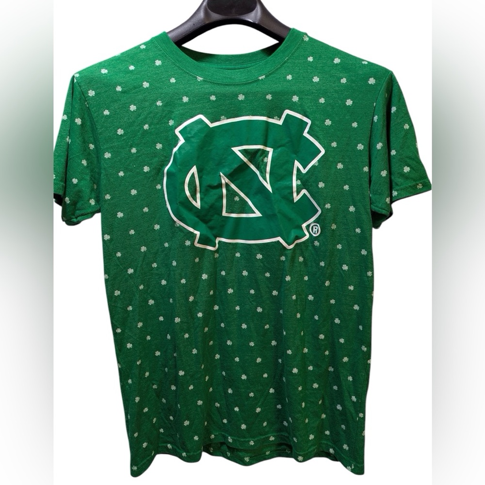 North Carolina Tar Heels Fanatics St. Patrick’s Day T-shirt sz Large